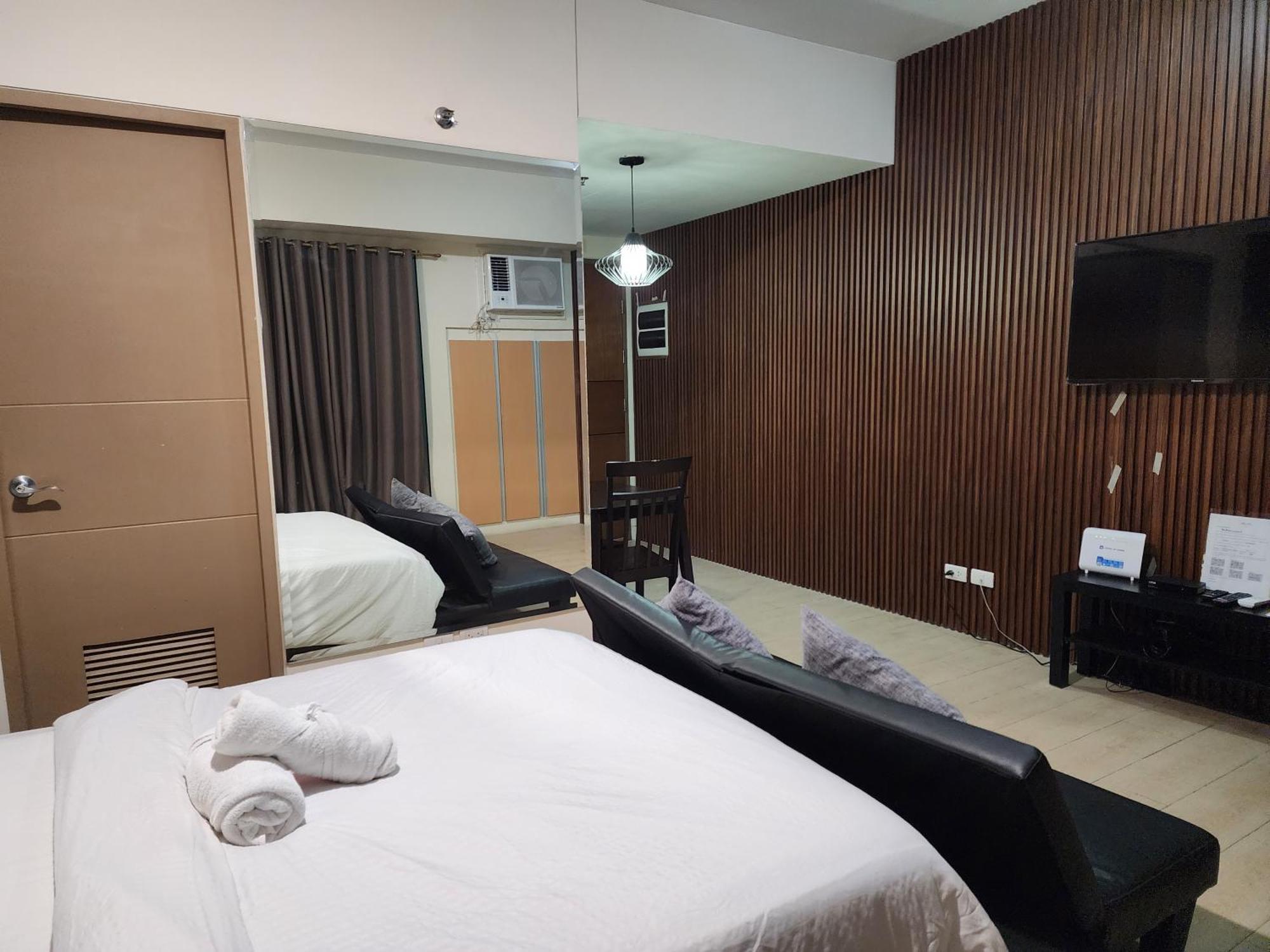 Palm Tree Villas Pasay Eksteriør billede